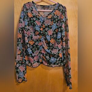 Primark v-neck floral see through girls top 10-11 Years *